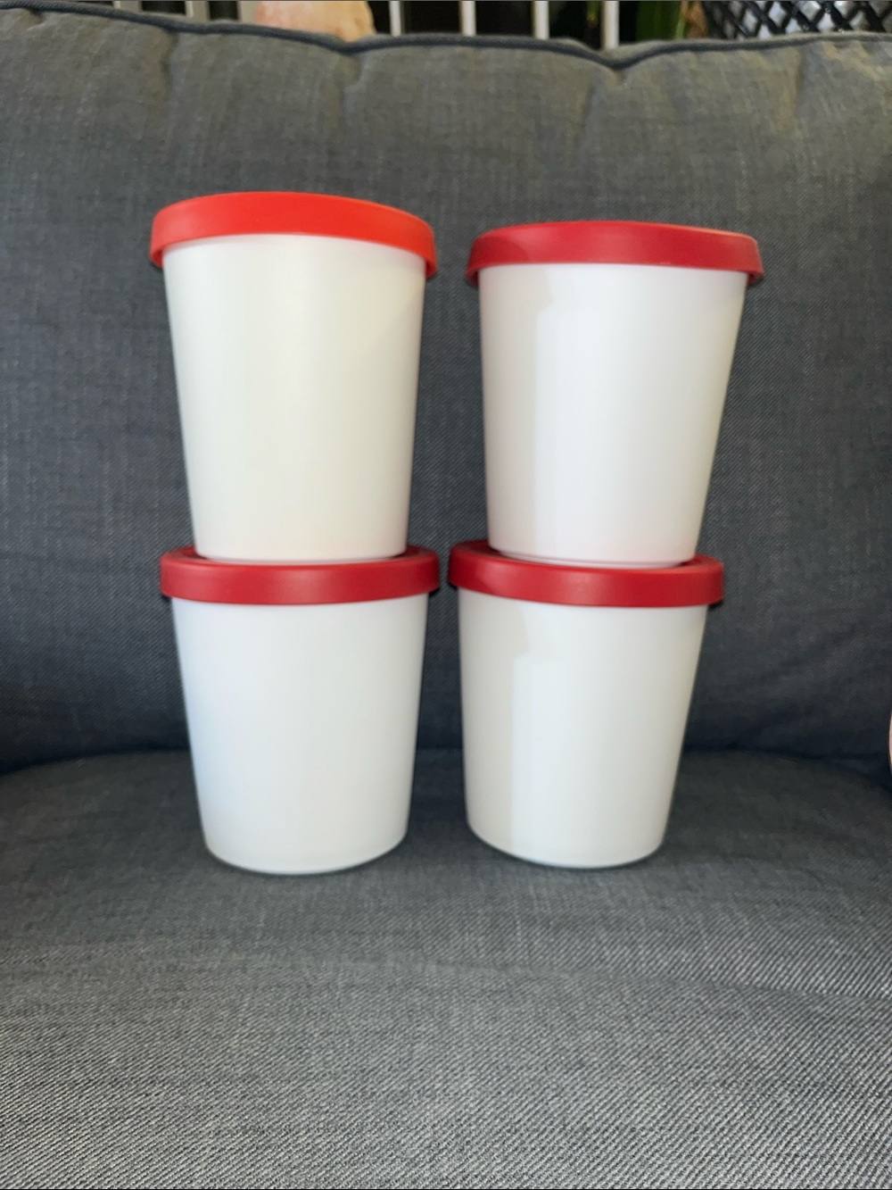 Set of 4 White ice cream containers Starpack